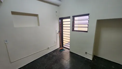 Alugar Comercial / Casa Comercial em S&atilde;o Jos&eacute; do Rio Preto R$ 750,00 - Foto 6