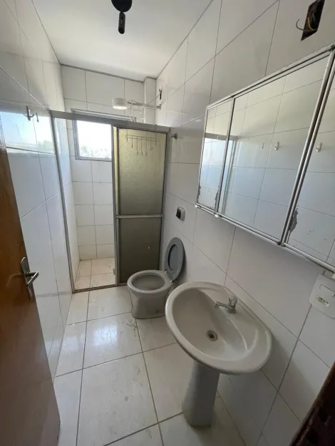 Alugar Apartamento / Padr&atilde;o em S&atilde;o Jos&eacute; do Rio Preto R$ 1.800,00 - Foto 11