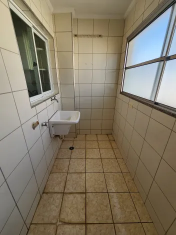 Alugar Apartamento / Padr&atilde;o em S&atilde;o Jos&eacute; do Rio Preto R$ 1.500,00 - Foto 6