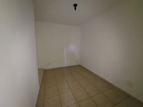 Alugar Casa / Sobrado em S&atilde;o Jos&eacute; do Rio Preto R$ 1.700,00 - Foto 4