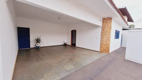 Alugar Casa / Padr&atilde;o em S&atilde;o Jos&eacute; do Rio Preto. apenas R$ 3.000,00