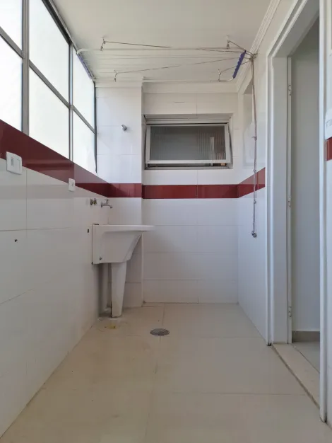 Alugar Apartamento / Padr&atilde;o em S&atilde;o Jos&eacute; do Rio Preto R$ 1.700,00 - Foto 4