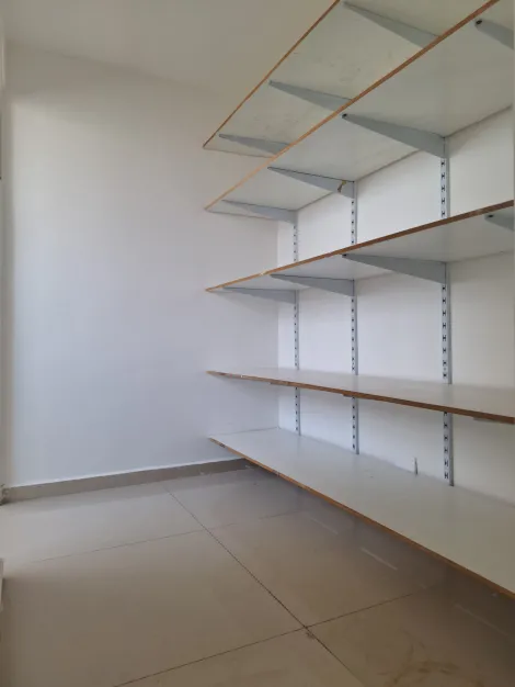 Alugar Apartamento / Padr&atilde;o em S&atilde;o Jos&eacute; do Rio Preto R$ 1.700,00 - Foto 8