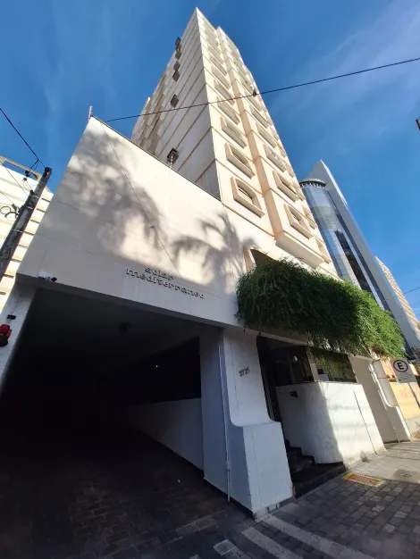 Alugar Apartamento / Padr&atilde;o em S&atilde;o Jos&eacute; do Rio Preto R$ 1.700,00 - Foto 19