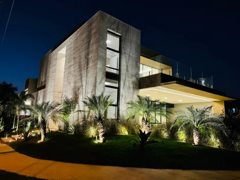 Alugar Casa / Condom&iacute;nio em S&atilde;o Jos&eacute; do Rio Preto. apenas R$ 6.000.000,00