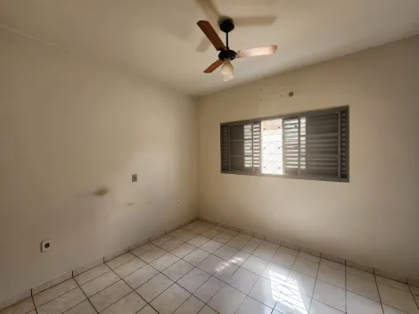 Alugar Casa / Padr&atilde;o em S&atilde;o Jos&eacute; do Rio Preto R$ 1.800,00 - Foto 5
