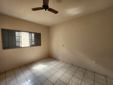 Alugar Casa / Padr&atilde;o em S&atilde;o Jos&eacute; do Rio Preto R$ 1.800,00 - Foto 8