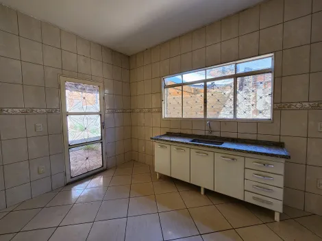 Alugar Casa / Padr&atilde;o em S&atilde;o Jos&eacute; do Rio Preto. apenas R$ 1.200,00