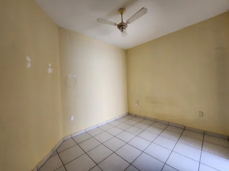 Alugar Casa / Padr&atilde;o em S&atilde;o Jos&eacute; do Rio Preto R$ 1.200,00 - Foto 3