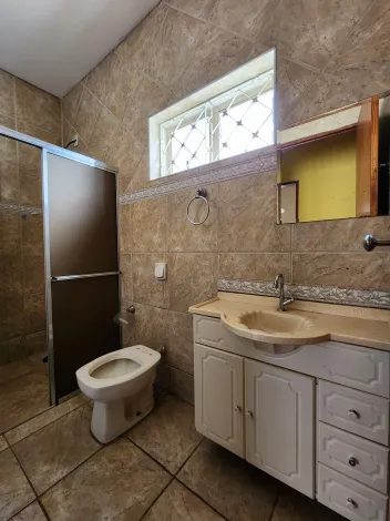 Alugar Casa / Padr&atilde;o em S&atilde;o Jos&eacute; do Rio Preto R$ 1.200,00 - Foto 4