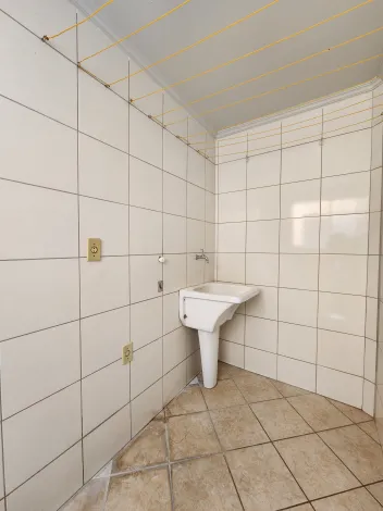 Alugar Apartamento / Padr&atilde;o em S&atilde;o Jos&eacute; do Rio Preto R$ 1.600,00 - Foto 6