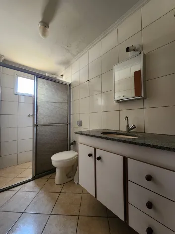 Alugar Apartamento / Padr&atilde;o em S&atilde;o Jos&eacute; do Rio Preto R$ 1.600,00 - Foto 12