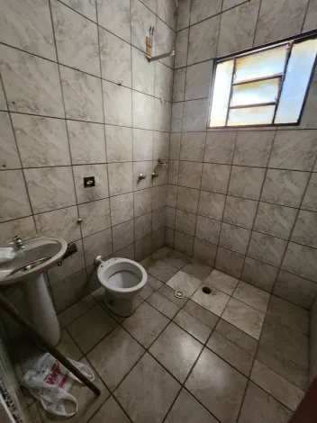 Alugar Casa / Padr&atilde;o em S&atilde;o Jos&eacute; do Rio Preto R$ 850,00 - Foto 6