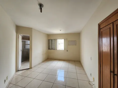 Alugar Apartamento / Padr&atilde;o em S&atilde;o Jos&eacute; do Rio Preto R$ 750,00 - Foto 3