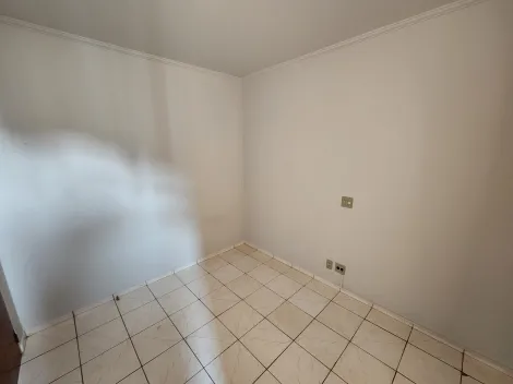 Alugar Apartamento / Padr&atilde;o em S&atilde;o Jos&eacute; do Rio Preto R$ 1.000,00 - Foto 16