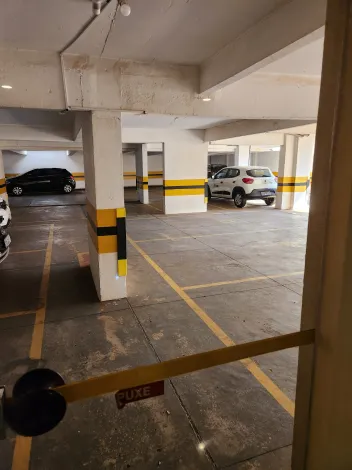 Alugar Apartamento / Padr&atilde;o em S&atilde;o Jos&eacute; do Rio Preto R$ 1.000,00 - Foto 19