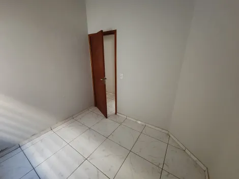 Alugar Casa / Padr&atilde;o em S&atilde;o Jos&eacute; do Rio Preto R$ 980,00 - Foto 10