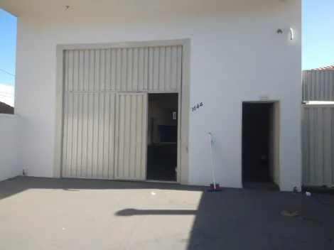 Alugar Comercial / Sal&atilde;o em S&atilde;o Jos&eacute; do Rio Preto. apenas R$ 8.000,00