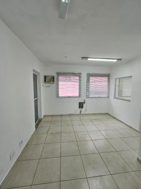 Alugar Comercial / Sala em S&atilde;o Jos&eacute; do Rio Preto R$ 1.100,00 - Foto 4