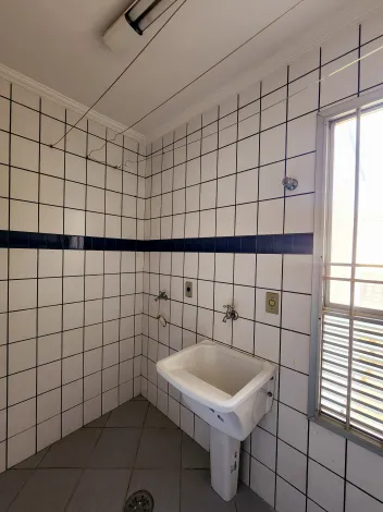 Alugar Apartamento / Padr&atilde;o em S&atilde;o Jos&eacute; do Rio Preto R$ 1.200,00 - Foto 12