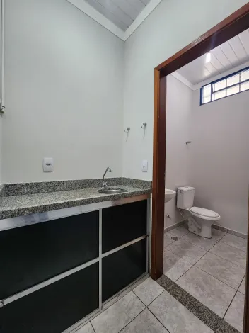Alugar Comercial / Sala em S&atilde;o Jos&eacute; do Rio Preto R$ 800,00 - Foto 3