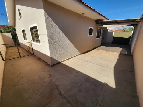 Alugar Casa / Padr&atilde;o em S&atilde;o Jos&eacute; do Rio Preto R$ 2.100,00 - Foto 17