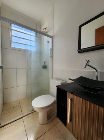 Alugar Apartamento / Padr&atilde;o em S&atilde;o Jos&eacute; do Rio Preto R$ 950,00 - Foto 6