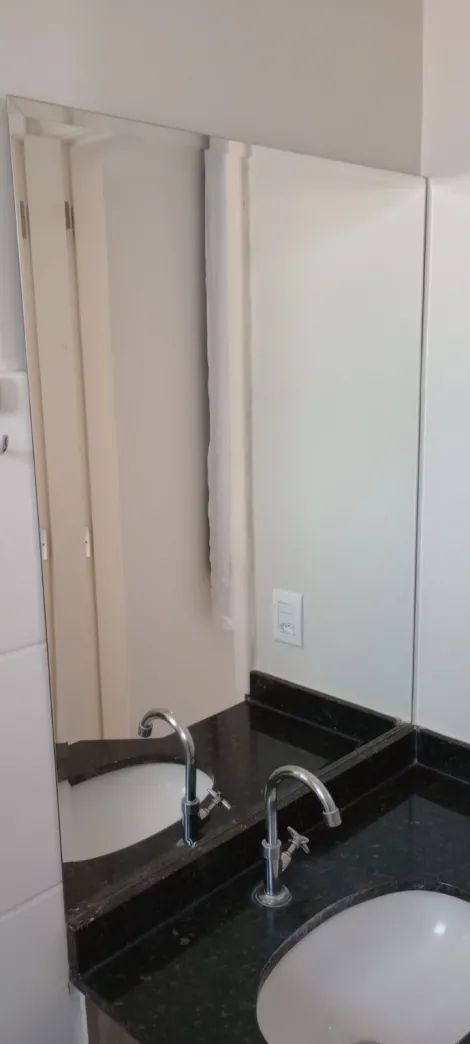 Alugar Apartamento / Padr&atilde;o em S&atilde;o Jos&eacute; do Rio Preto R$ 1.500,00 - Foto 23