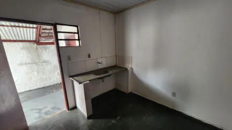 Alugar Casa / Padr&atilde;o em S&atilde;o Jos&eacute; do Rio Preto R$ 550,00 - Foto 2