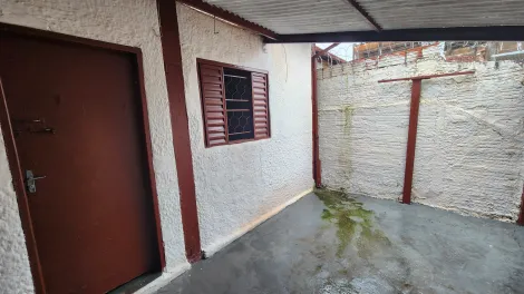 Alugar Casa / Padr&atilde;o em S&atilde;o Jos&eacute; do Rio Preto R$ 550,00 - Foto 9
