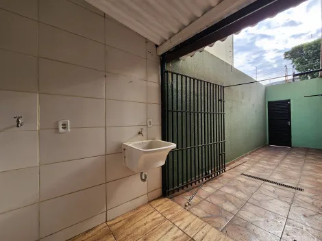 Alugar Apartamento / Padr&atilde;o em S&atilde;o Jos&eacute; do Rio Preto R$ 850,00 - Foto 10
