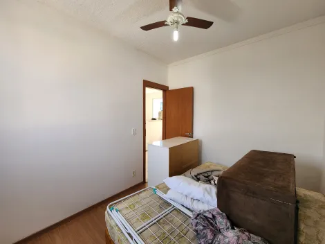 Alugar Apartamento / Padr&atilde;o em S&atilde;o Jos&eacute; do Rio Preto R$ 850,00 - Foto 9