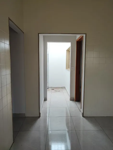 Alugar Casa / Padr&atilde;o em S&atilde;o Jos&eacute; do Rio Preto R$ 2.500,00 - Foto 6