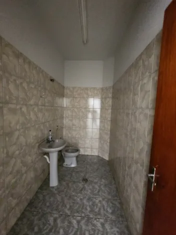 Alugar Comercial / Sal&atilde;o em S&atilde;o Jos&eacute; do Rio Preto R$ 1.650,00 - Foto 4