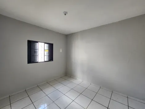 Alugar Casa / Padr&atilde;o em S&atilde;o Jos&eacute; do Rio Preto R$ 950,00 - Foto 9