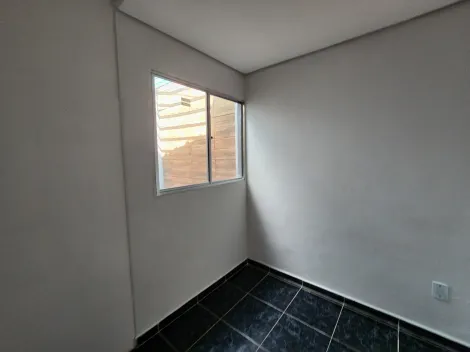 Alugar Casa / Padr&atilde;o em S&atilde;o Jos&eacute; do Rio Preto R$ 2.100,00 - Foto 4