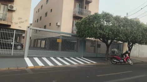 Alugar Apartamento / Padr&atilde;o em S&atilde;o Jos&eacute; do Rio Preto R$ 870,00 - Foto 16