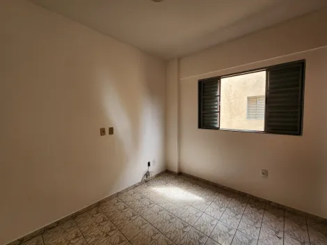 Alugar Apartamento / Padr&atilde;o em S&atilde;o Jos&eacute; do Rio Preto R$ 870,00 - Foto 6