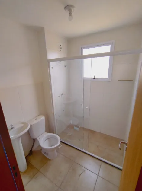 Alugar Apartamento / Padr&atilde;o em S&atilde;o Jos&eacute; do Rio Preto R$ 800,00 - Foto 5