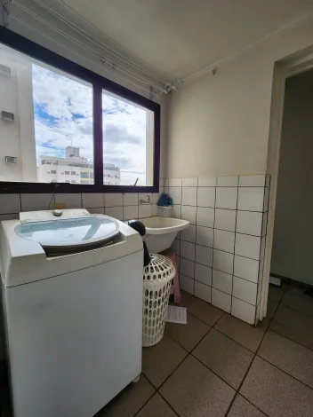 Alugar Apartamento / Padr&atilde;o em S&atilde;o Jos&eacute; do Rio Preto R$ 1.500,00 - Foto 5