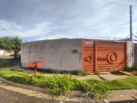 Alugar Casa / Padr&atilde;o em S&atilde;o Jos&eacute; do Rio Preto. apenas R$ 700,00