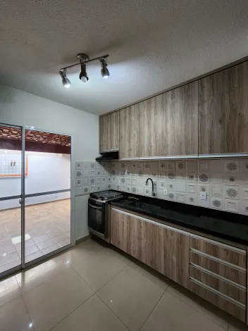 Alugar Casa / Condom&iacute;nio em S&atilde;o Jos&eacute; do Rio Preto R$ 1.550,00 - Foto 3