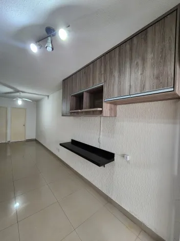 Alugar Casa / Condom&iacute;nio em S&atilde;o Jos&eacute; do Rio Preto R$ 1.550,00 - Foto 4