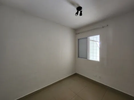 Alugar Casa / Condom&iacute;nio em S&atilde;o Jos&eacute; do Rio Preto R$ 1.550,00 - Foto 5
