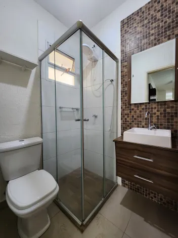 Alugar Casa / Condom&iacute;nio em S&atilde;o Jos&eacute; do Rio Preto R$ 1.550,00 - Foto 7