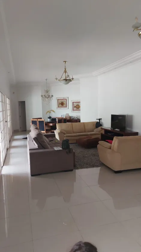Casa / Sobrado em S&atilde;o Jos&eacute; do Rio Preto 