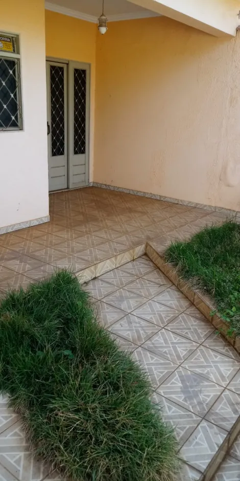 Alugar Casa / Padr&atilde;o em S&atilde;o Jos&eacute; do Rio Preto. apenas R$ 350.000,00