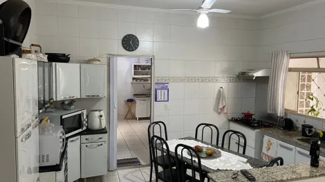 Comprar Casa / Padr&atilde;o em Mirassol R$ 550.000,00 - Foto 6