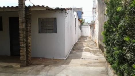 Comprar Casa / Padr&atilde;o em S&atilde;o Jos&eacute; do Rio Preto R$ 225.000,00 - Foto 3