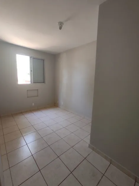 Alugar Apartamento / Padr&atilde;o em S&atilde;o Jos&eacute; do Rio Preto R$ 900,00 - Foto 8